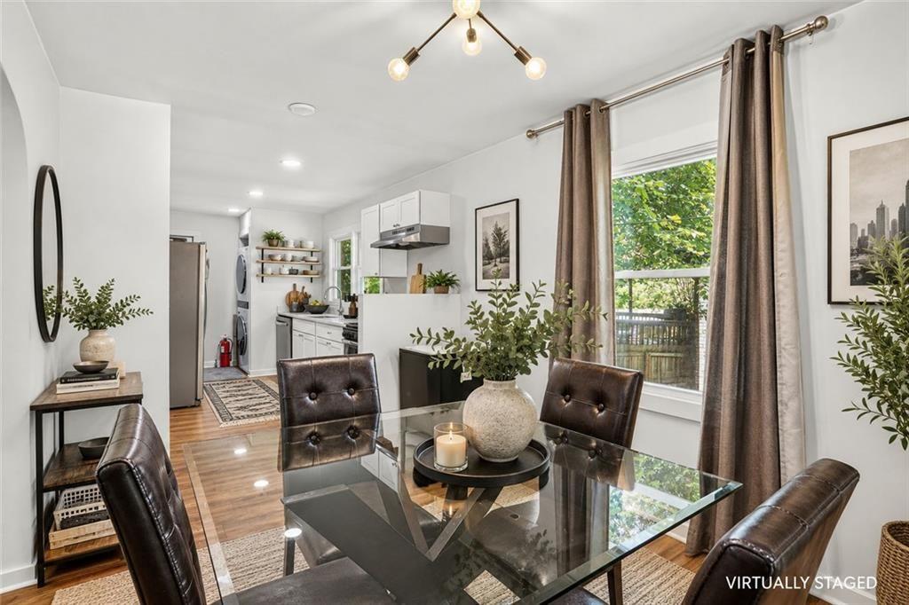221 Napoleon Drive SW