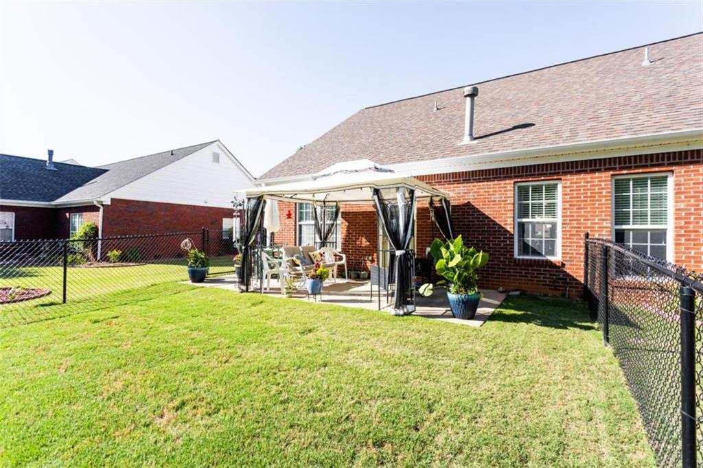 381 Crossroads Drive, Social Circle, Georgia image 5