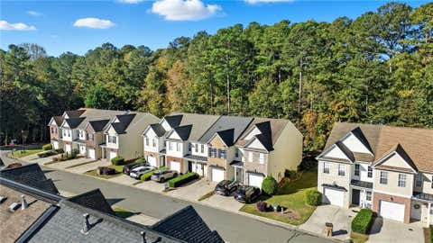 Townhouse For Rent - 2913 Greyhawk Lane<br/> Cumming, GA 30040