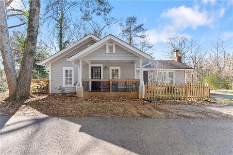 Homes For Sale - 86 Pine Street<br/> Lumpkin County, Dahlonega, GA 30533