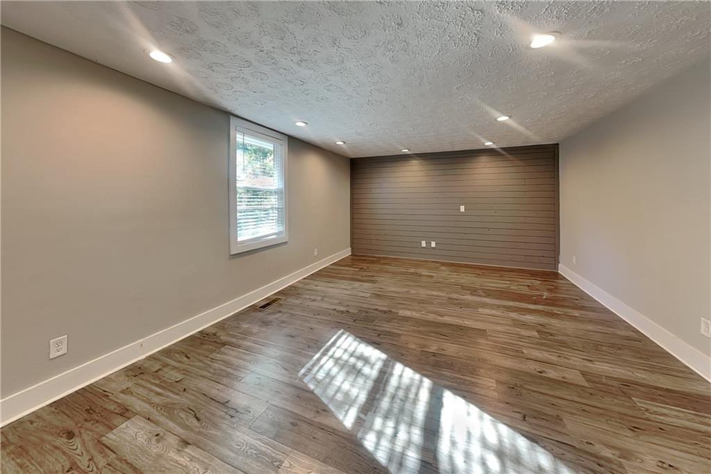 466 Ladora Drive