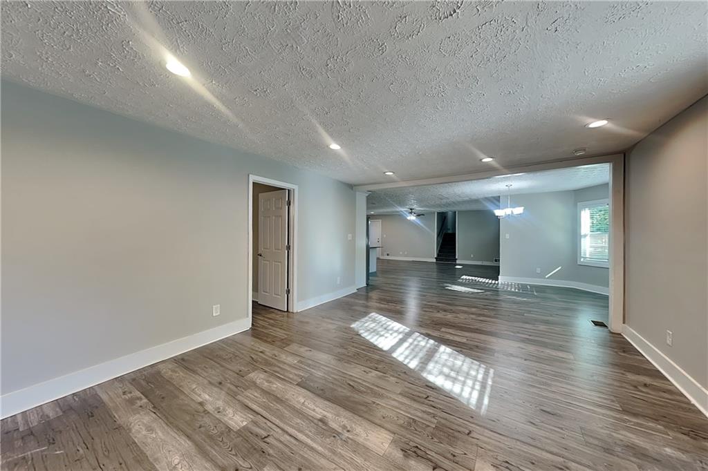 466 Ladora Drive