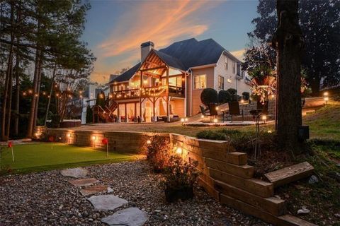 Homes For Sale - 515 Hillcrest View Drive<br/> Suwanee, GA 30024