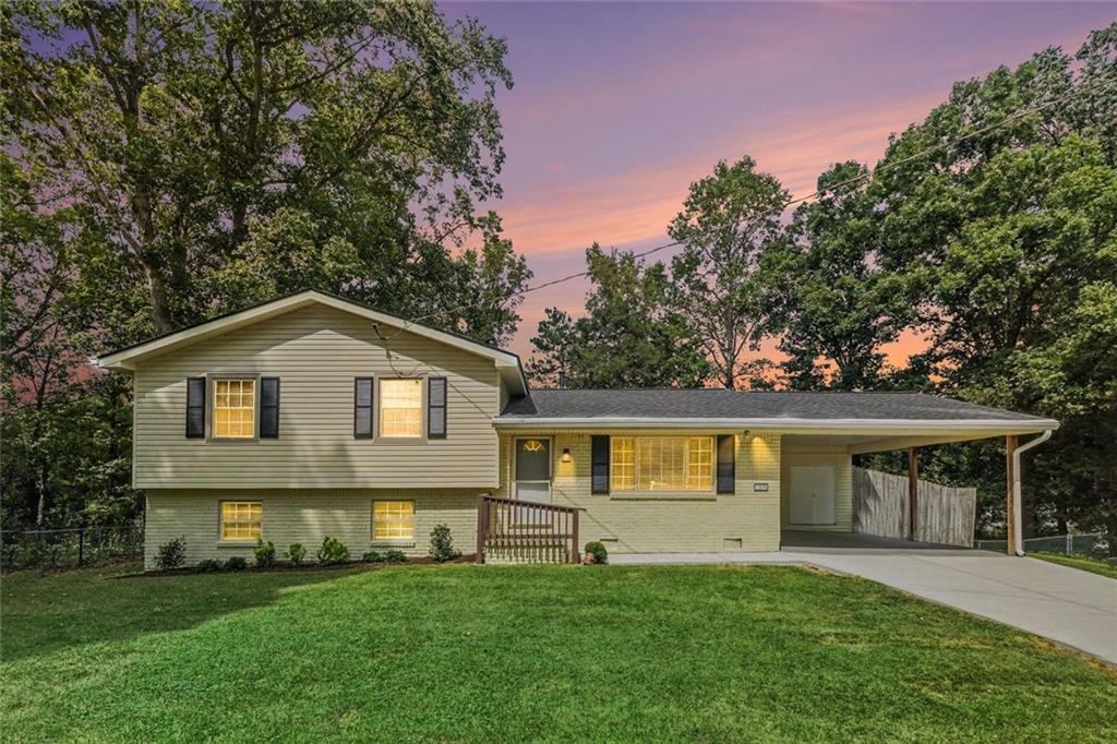 1229 Deleon Court