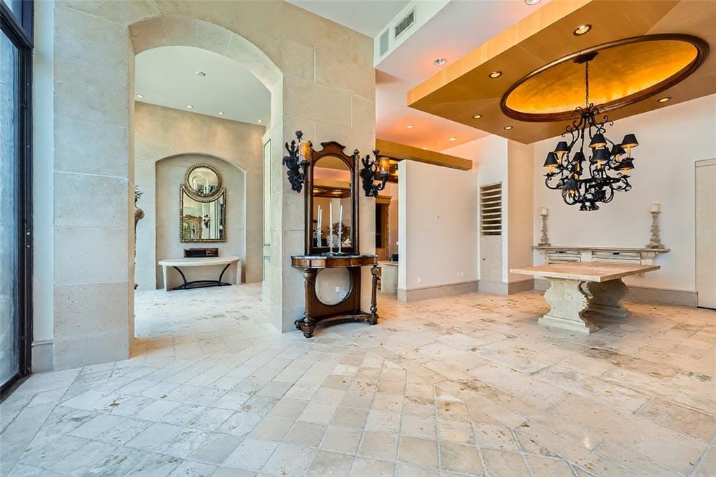 147 15th Street NE 16C