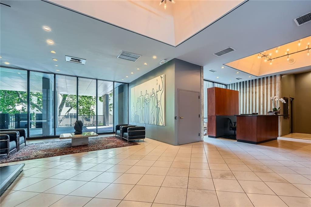 147 15th Street NE 16C