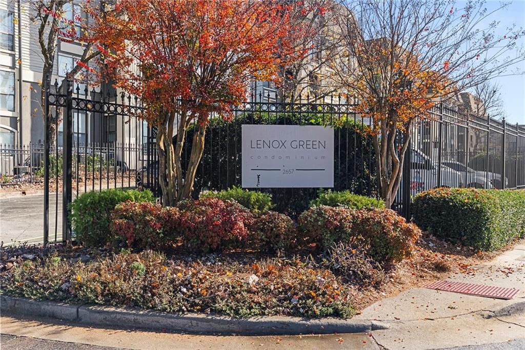 Lenox Green - Residential