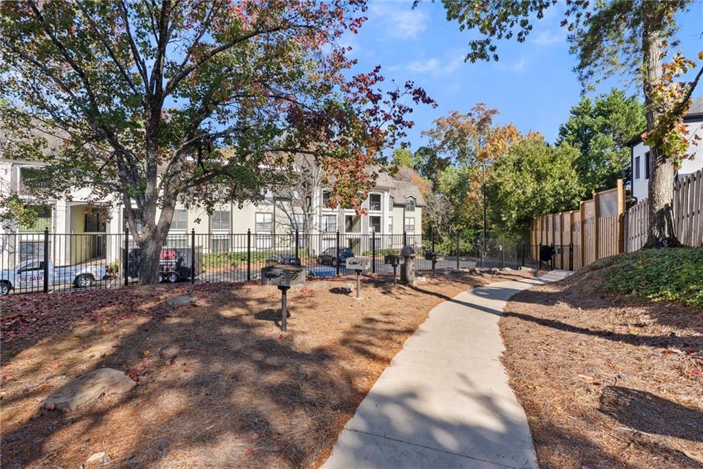 Lenox Green - Residential