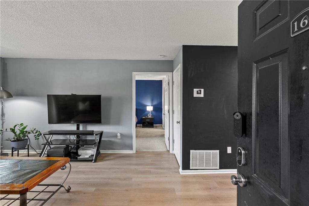 2657 Lenox Road NE L 163