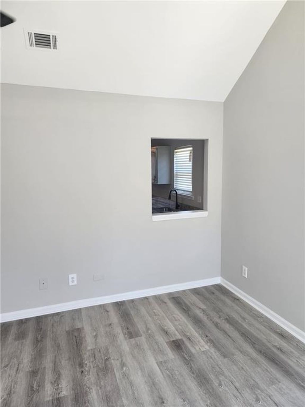 listing image 30