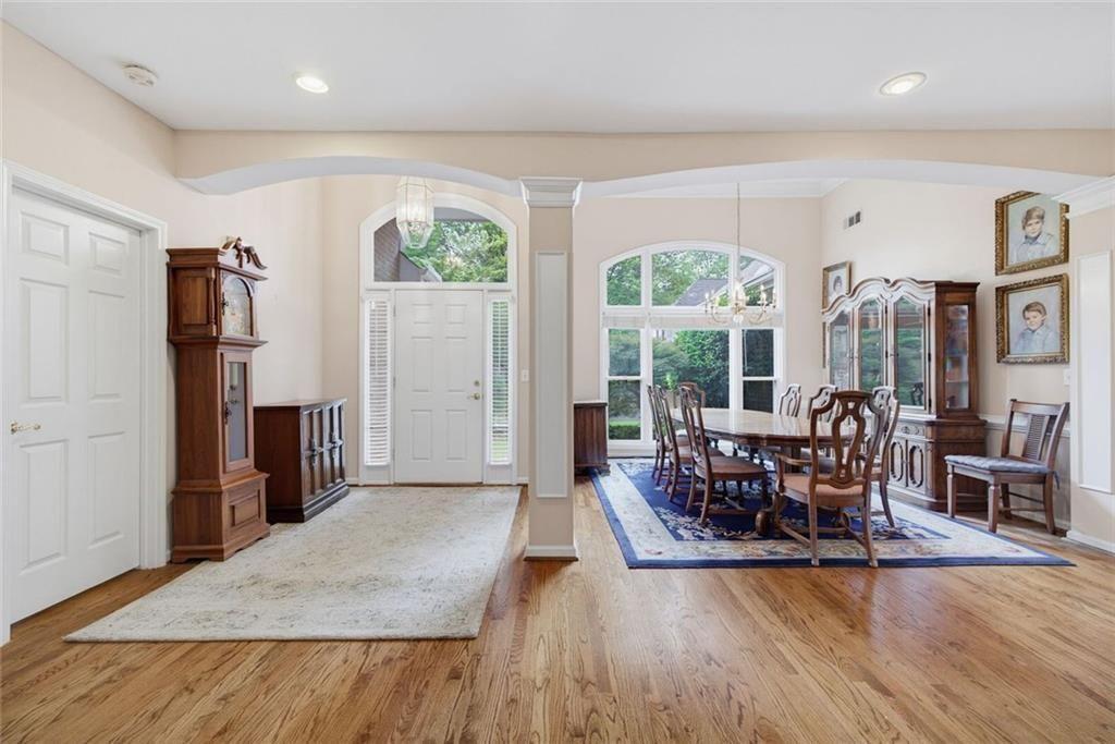 5381 Glenbrooke Trail