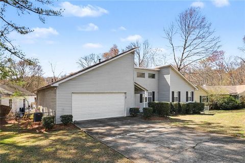 632 Woodknoll Court Jonesboro GA 30238