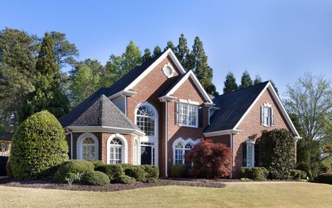 Photo of 3617 Summit Oaks Drive NE, Roswell, GA 30075 (MLS # 7753955)