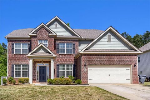 Homes For Sale - 445 Piedmont Circle<br/> Covington, GA 30016