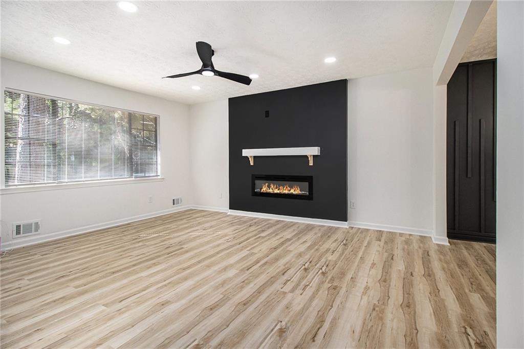 1991 Flat Shoals Road