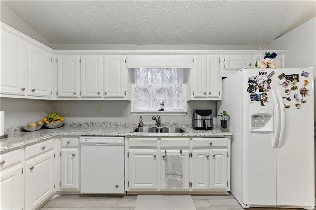 5945 Jim Crow Road, Flowery Branch, Georgia image 22