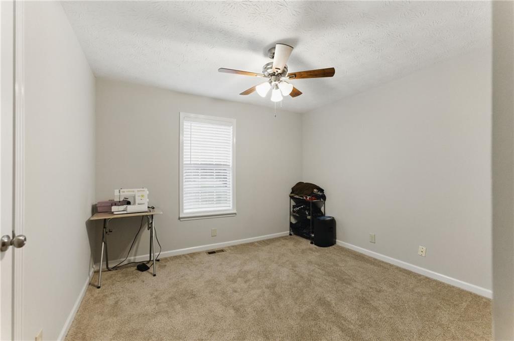 5945 Jim Crow Road, Flowery Branch, Georgia image 11