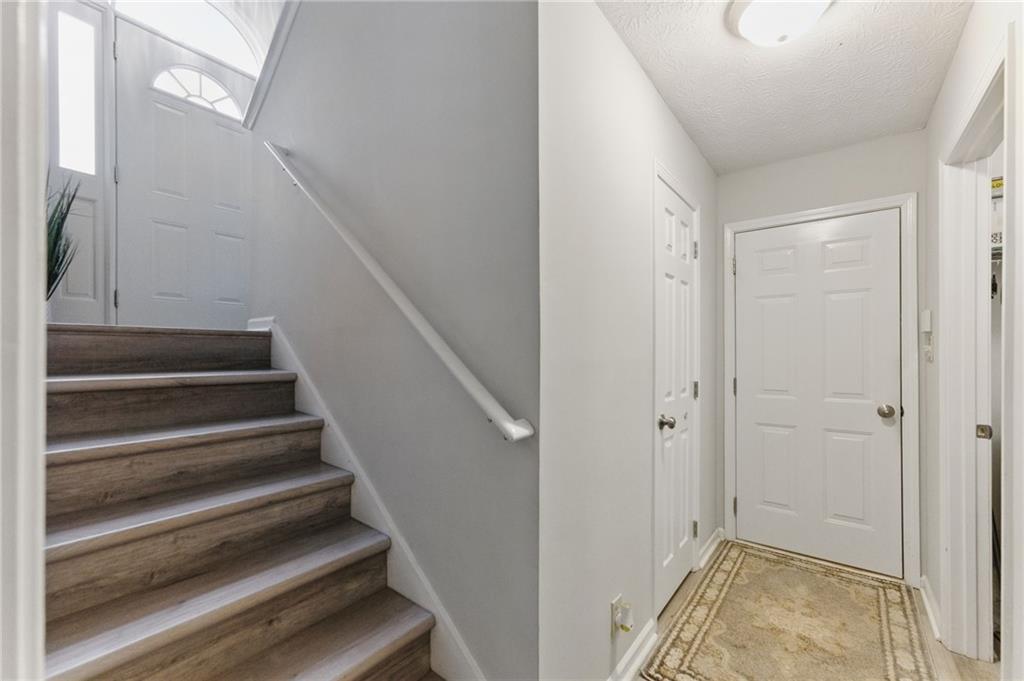 5945 Jim Crow Road, Flowery Branch, Georgia image 19