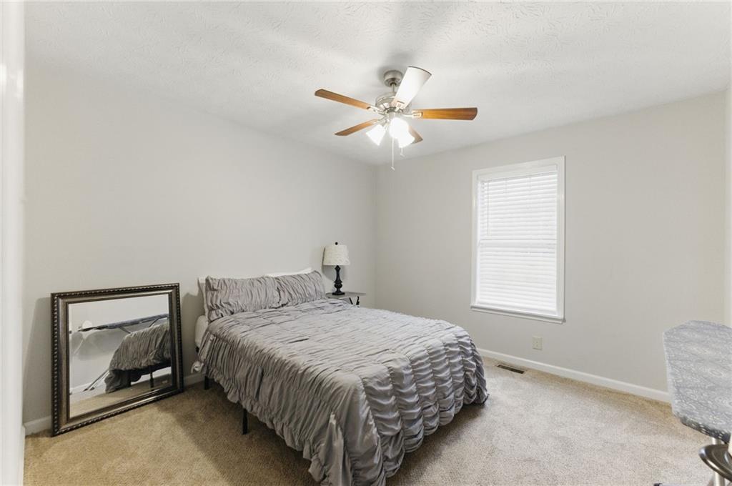 5945 Jim Crow Road, Flowery Branch, Georgia image 12