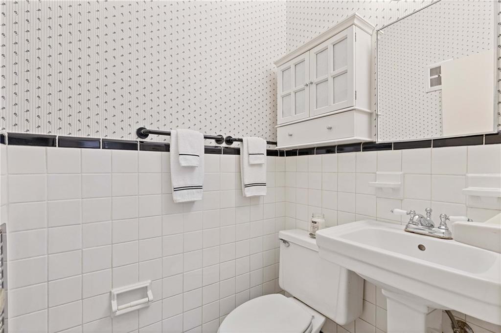 430 Lindbergh Drive - Residential