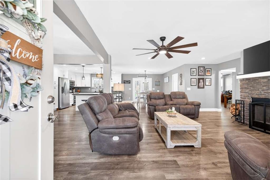 2361 County Line Rd