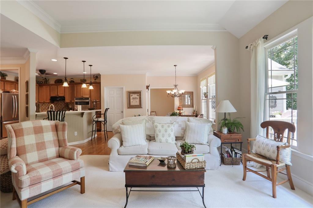 126 Woodbury Lane