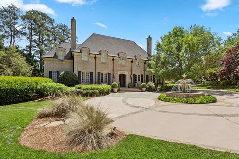 Photo of 305 Forrest Lake Drive, Sandy Springs, GA 30327 (MLS # 7711387)