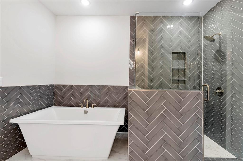 206 Grady Burrell Drive, Holly Springs, Georgia image 22