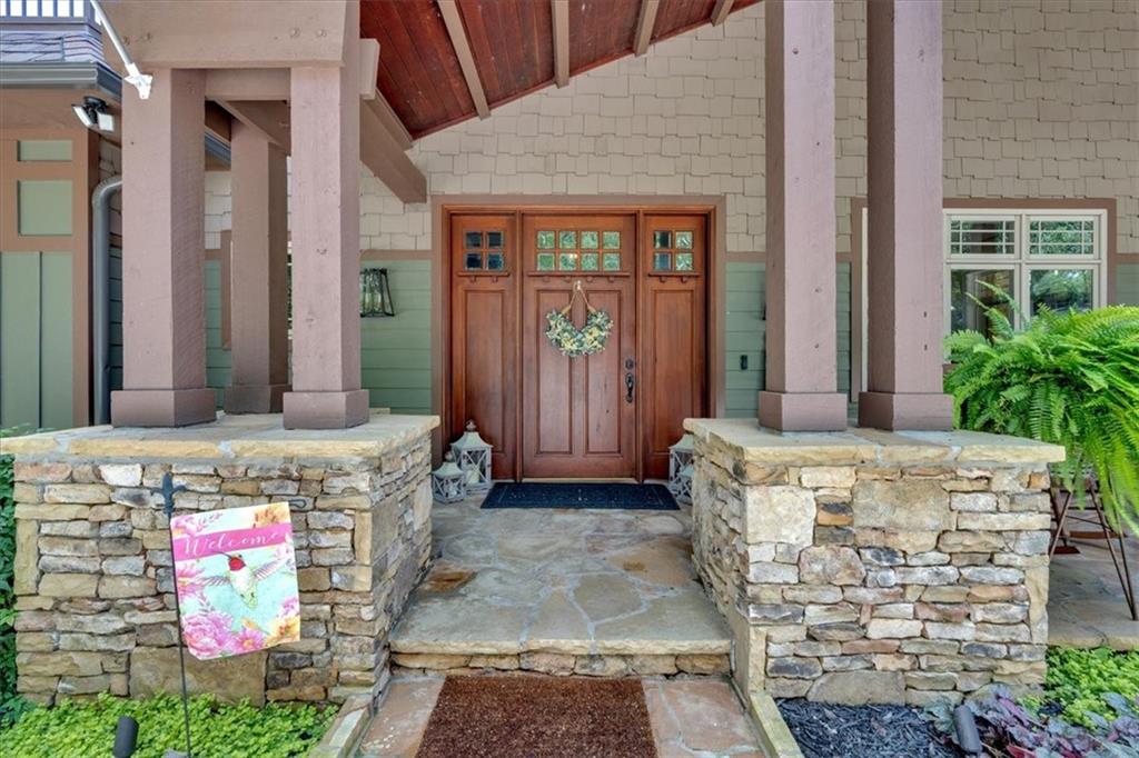 52 Waterside Drive SE