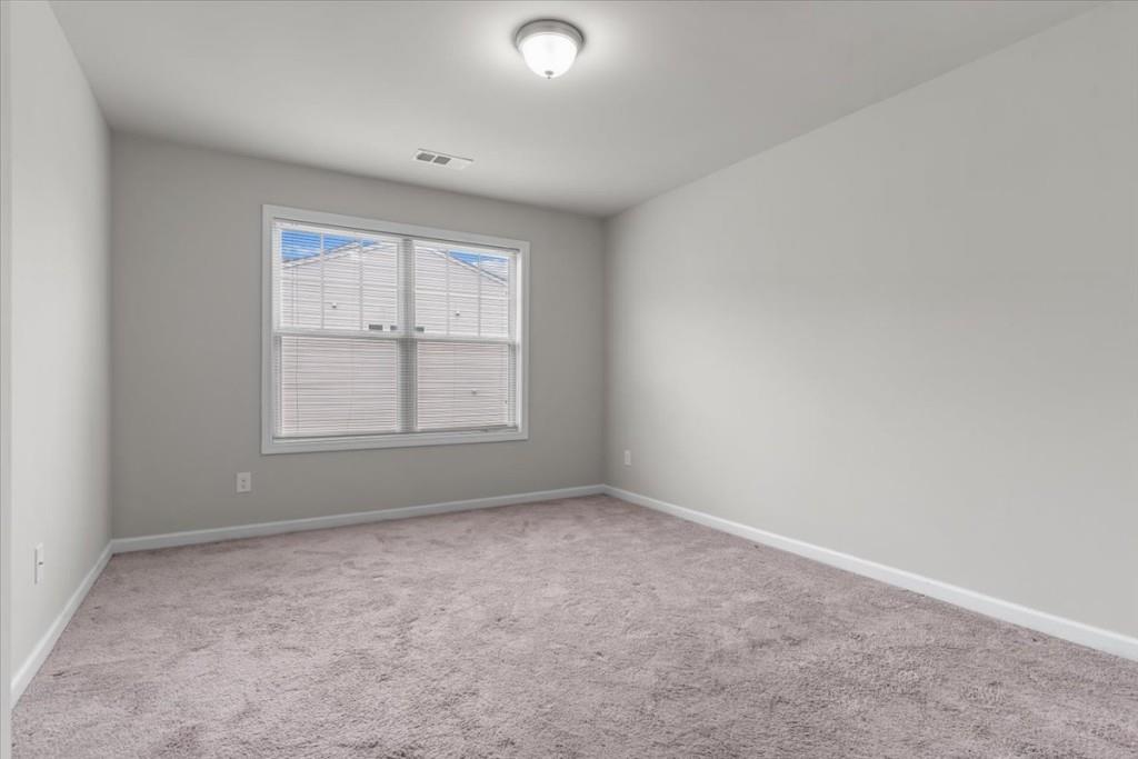 7168 Kingswood Run Drive, Atlanta, Georgia image 20
