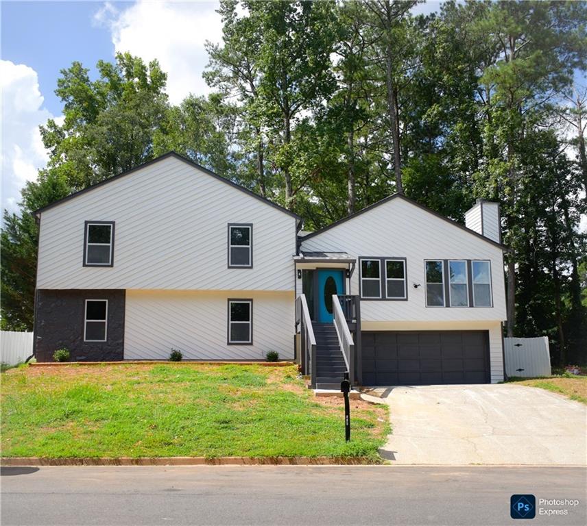 Welcome to this beautifully renovated split-level modern home in the heart of Stone Mountain, GA with NO HOA! From top to bottom, no detail has been overlooked. Enjoy peace of mind with a brand-new roof, new furnace, and a new AC compressor. Step inside to discover luxury, vinyl flooring, new carpet, and fresh interior and exterior paint that creates a bright, inviting atmosphere with a great natural light.
The kitchen is a true showstopper, featuring sleek quartz countertops, elegant backsplash, brand-new stainless steel appliances, and all-new fixtures and lighting throughout the home. Every corner of this home has been updated with high-end finishes, offering a perfect blend of style, comfort, and modern design trends.
With spacious and comfortable living areas, this home is ideal for buyers looking to enjoy modern luxury in a well-established neighborhood. Whether you're a first-time buyer or upgrading your lifestyle, this is a property you don’t want to miss. Easy access to I-285, close to recreational parks, restaurants and much more.
Don’t wait—homes like this in Stone Mountain move fast! Schedule your private showing today and make this stunning home yours before it's gone.