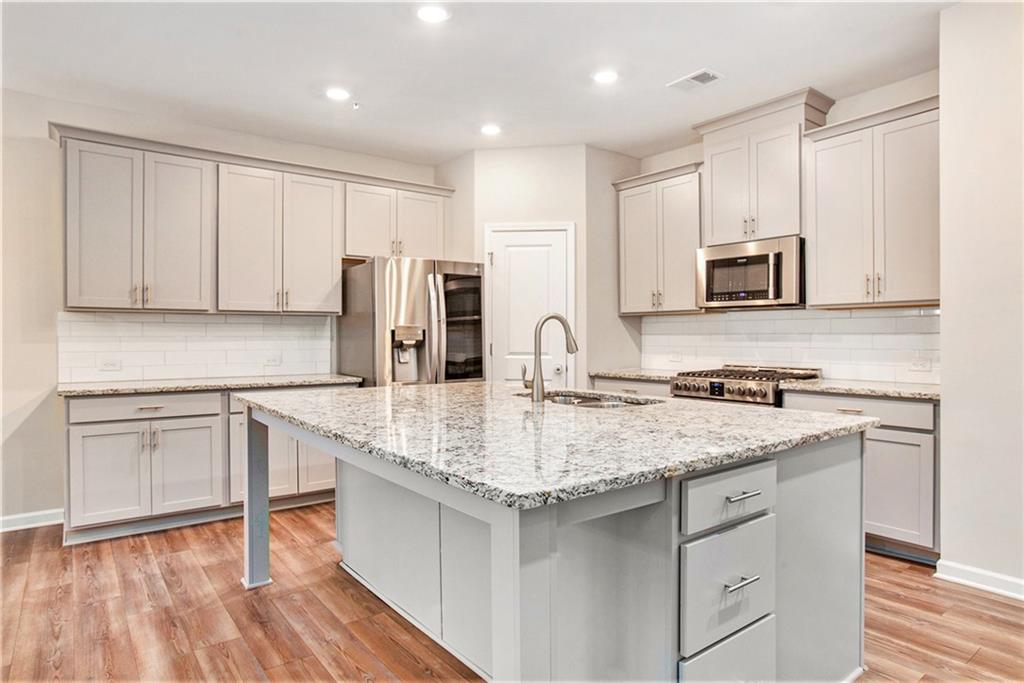 305 Duval Drive, Alpharetta, Georgia image 10