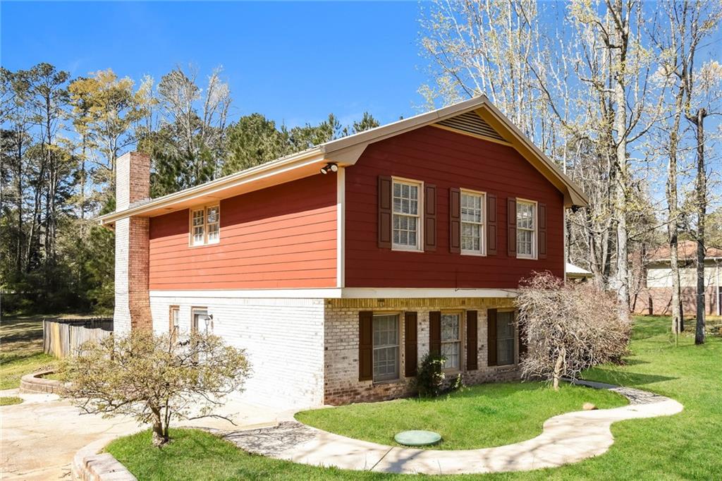 2069 Christian Circle SE