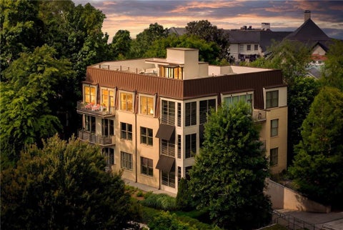 Condo For Sale - 281 15th Street #302<br/> Fulton County, Atlanta, GA 30309