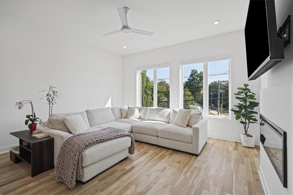183 Moreland Avenue SE 107