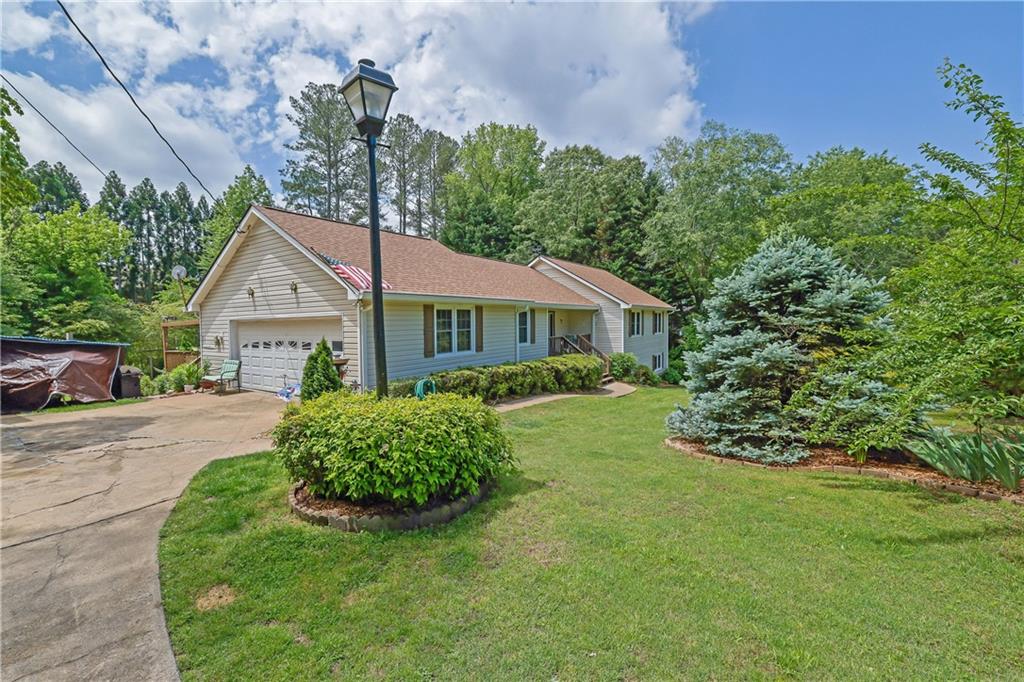 1760 Commonwealth Trail