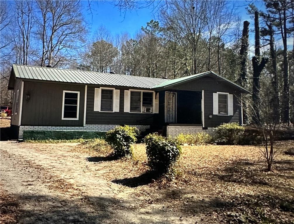 INVESTOR OPPORTUNITY! TWO PARCELS SOLD TOGETHER, totaling nearly three-quarters of an acre of flat, usable land in prime Douglasville. The existing home is a full renovation project—ideal for a flip, rental, or new construction. With both lots included, this property offers rare flexibility: renovate the current structure, build new, or explore multi-home development potential. Sold AS-IS—bring your contractor, vision, and ideas.
MOTIVATED SELLER WELCOMING ALL OFFERS, READY TO NEGOITATE AND MOVE QUICKLY.
Schedule showing through showing-time.