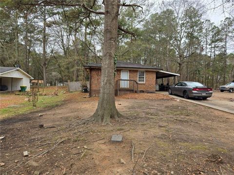 Homes For Sale - 4691 Pine Circle<br/> Clayton County, Ellenwood, GA 30294