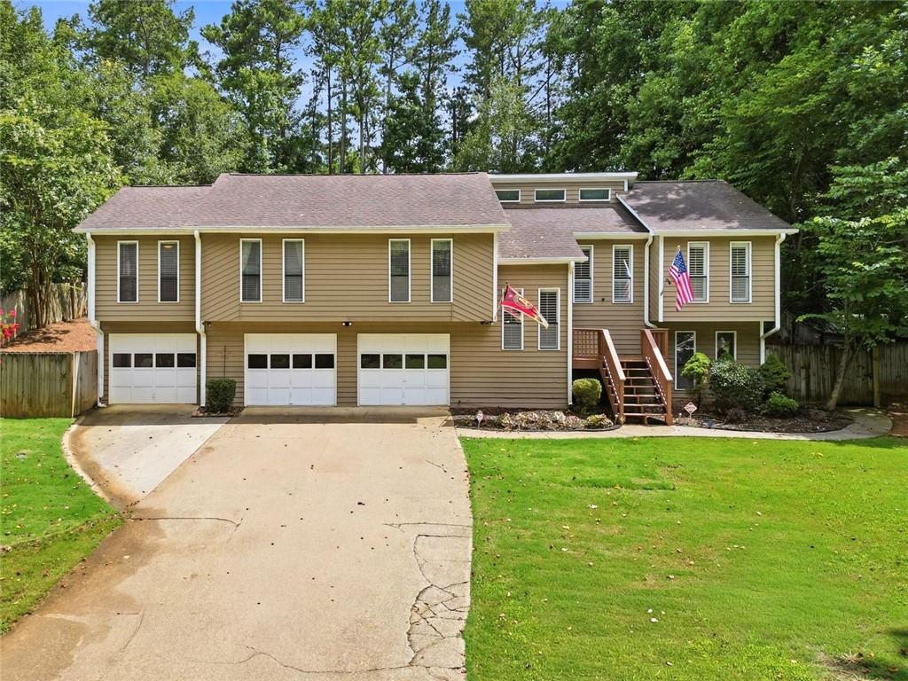 330 Sumter Drive NE