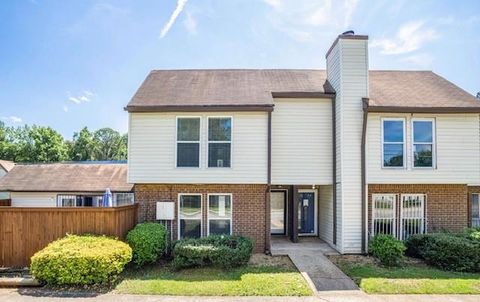Condo For Sale - 3210 Quincetree Lane<br/> Decatur, GA 30034