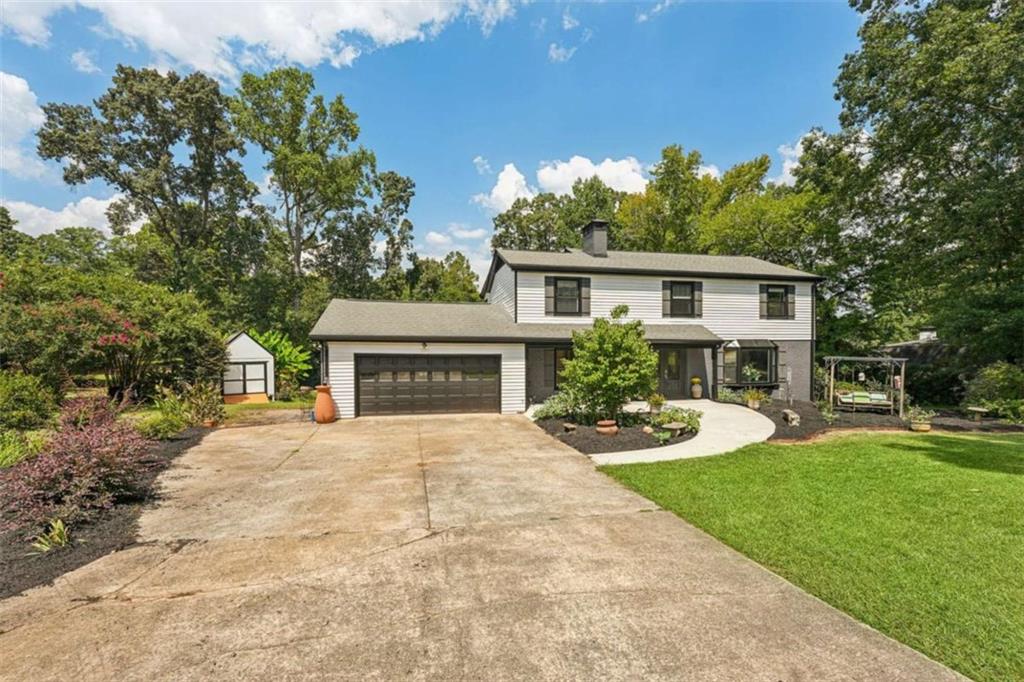 524 Golfview Dr