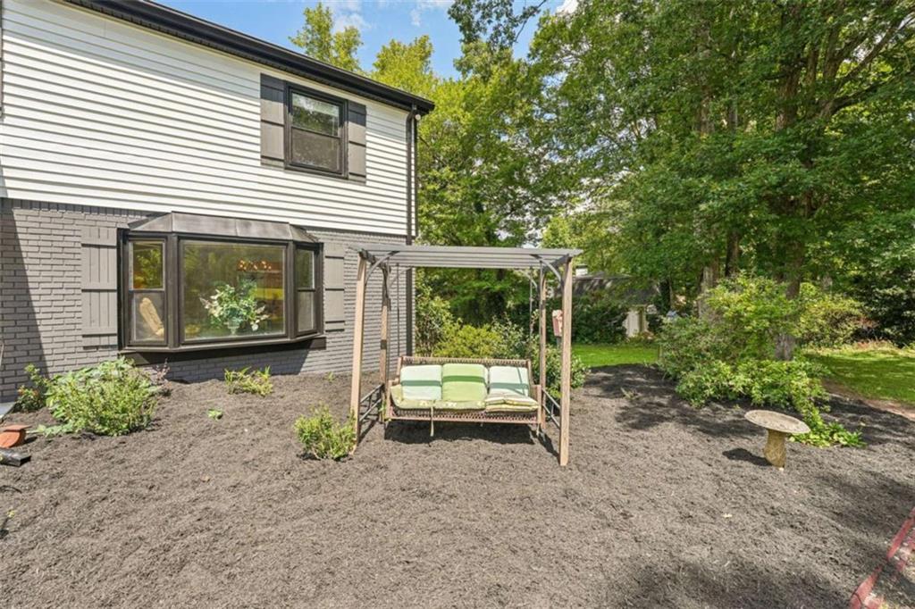 524 Golfview Dr