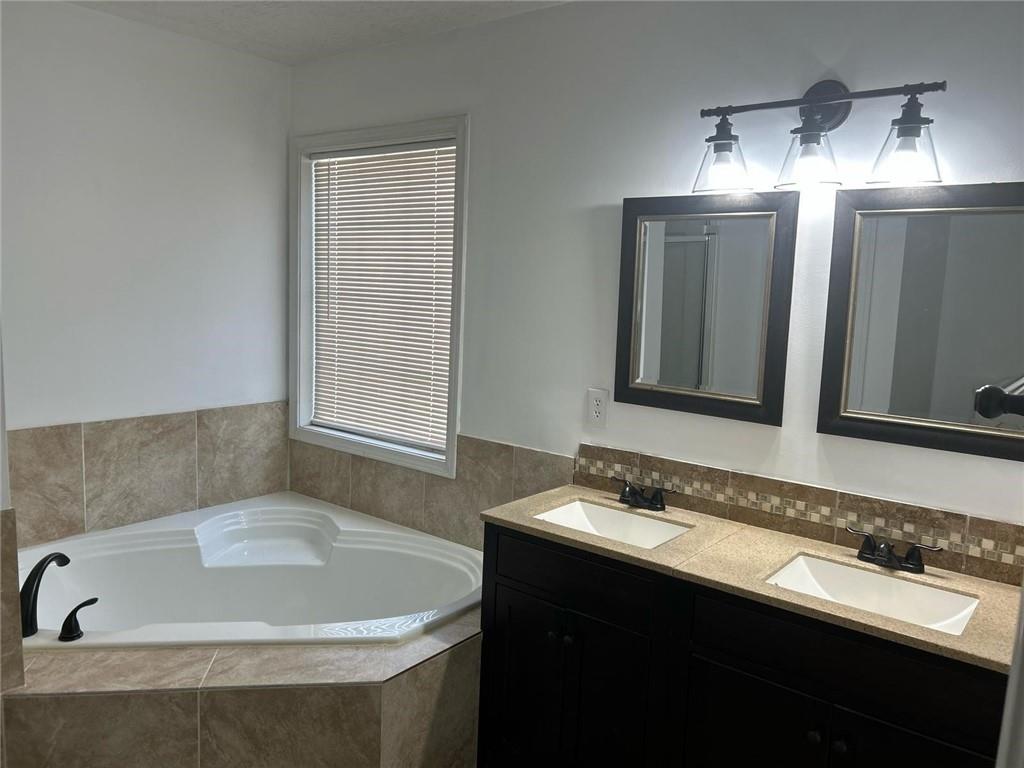 615 Old Johnson Road, Lawrenceville, Georgia image 4