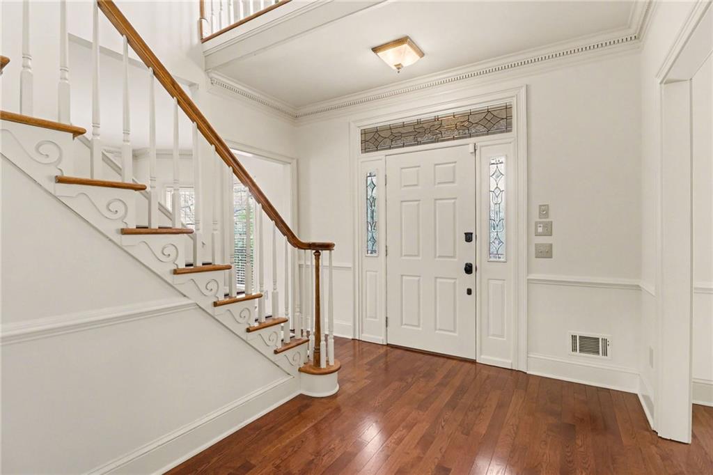 2656 Northbrook Drive