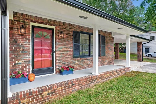 4750 JANICE DR, ATLANTA, GA 30337 - Image 314bc8ba22f7ea3b88c468f3e8255d0f/1037162276