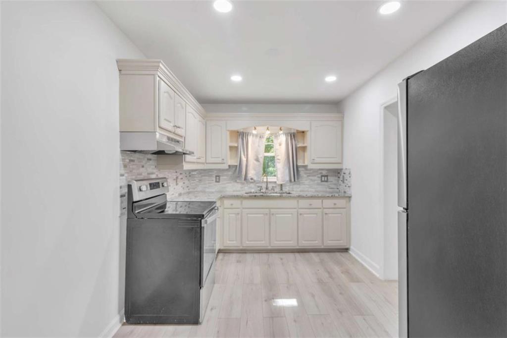 2773 Fairlane Drive, Atlanta, Georgia image 14