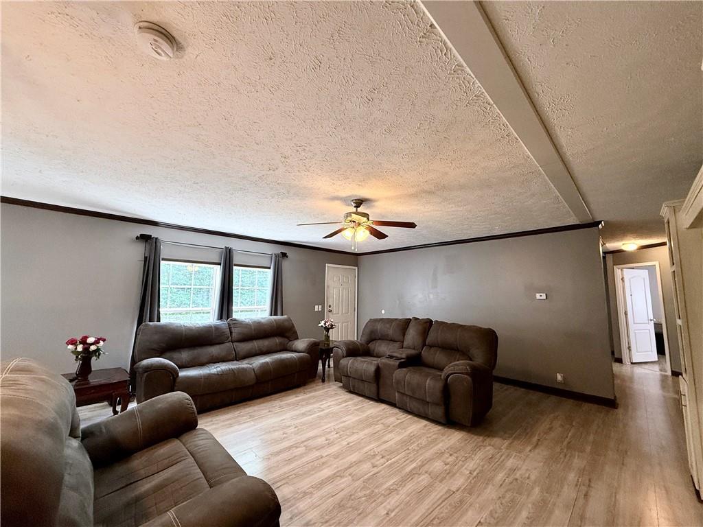1048 Robin Hood Drive
