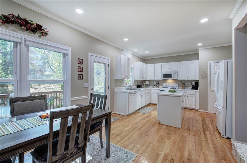 3945 Lorien Way, Kennesaw, Georgia image 16