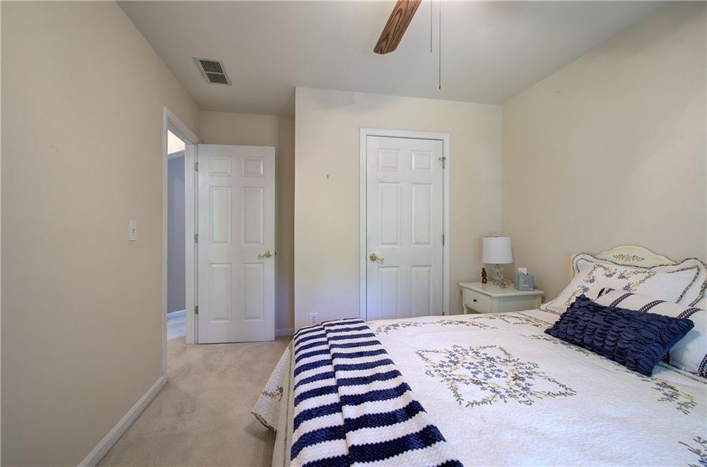 3945 Lorien Way, Kennesaw, Georgia image 39
