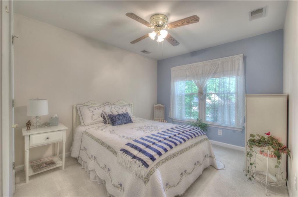3945 Lorien Way, Kennesaw, Georgia image 38
